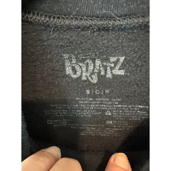 Bratz dolls size small women’s sweatshirt - Picture 2 of 3